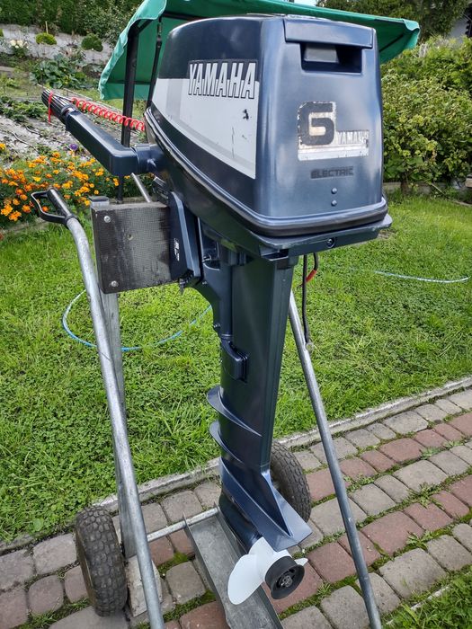 silnik zaburtowy Yamaha 6KM 2 suw L-dlugi, el.start, uciag