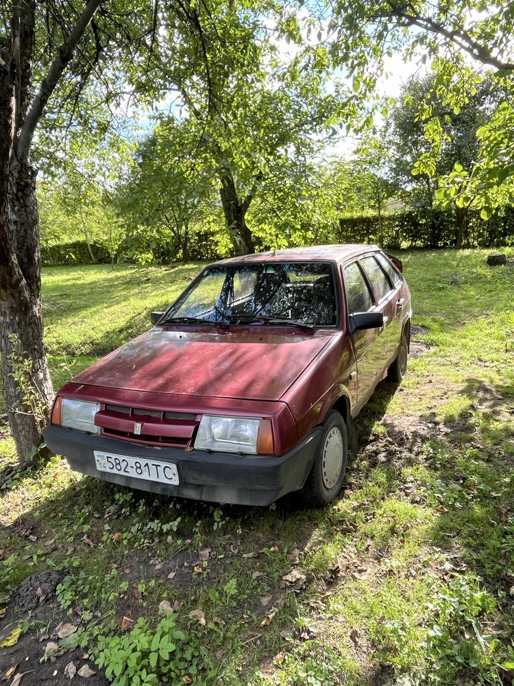 Продам автомобіль ваз 2109