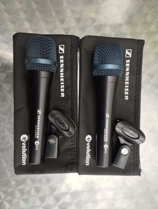 Dwa mikrofony Sennheiser e945