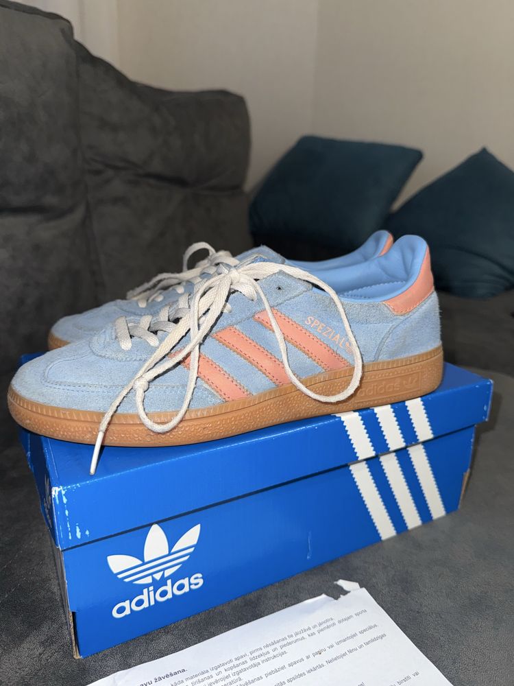 Кросівки Adidas Spezial / Розмір 39