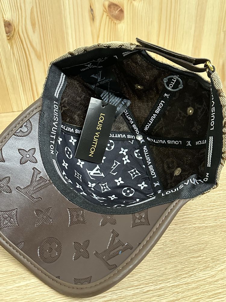 Bone Louis Vuitton castanho