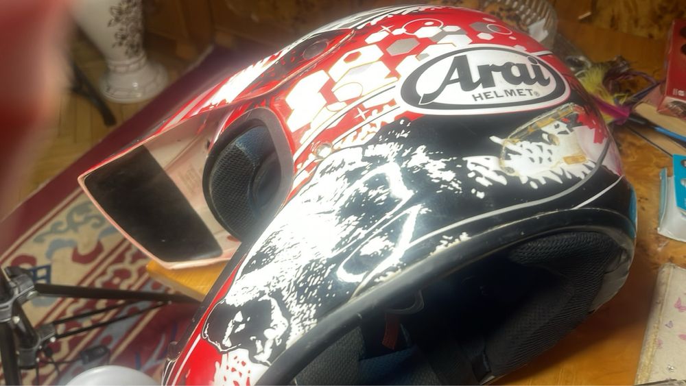Мотошлем кроссовий Arai p.M карбон