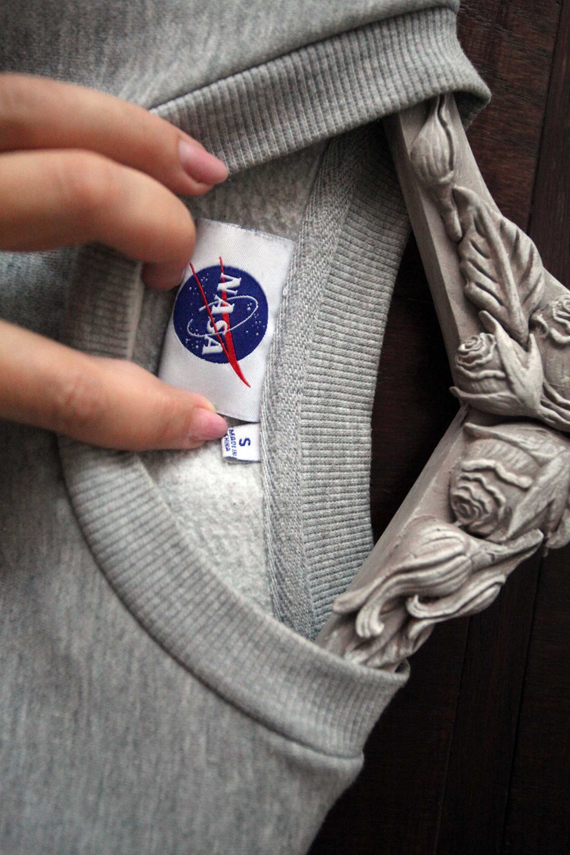 PRIMARK S szara Bluza NASA unisex ocieplana polarem