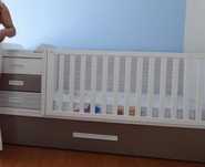 Berço, convertivel em cama