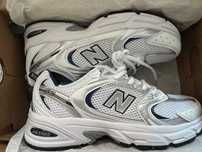 WhiteSilver\NewBalance*Damskie*ModaMR530SG UnisexTrampki.42