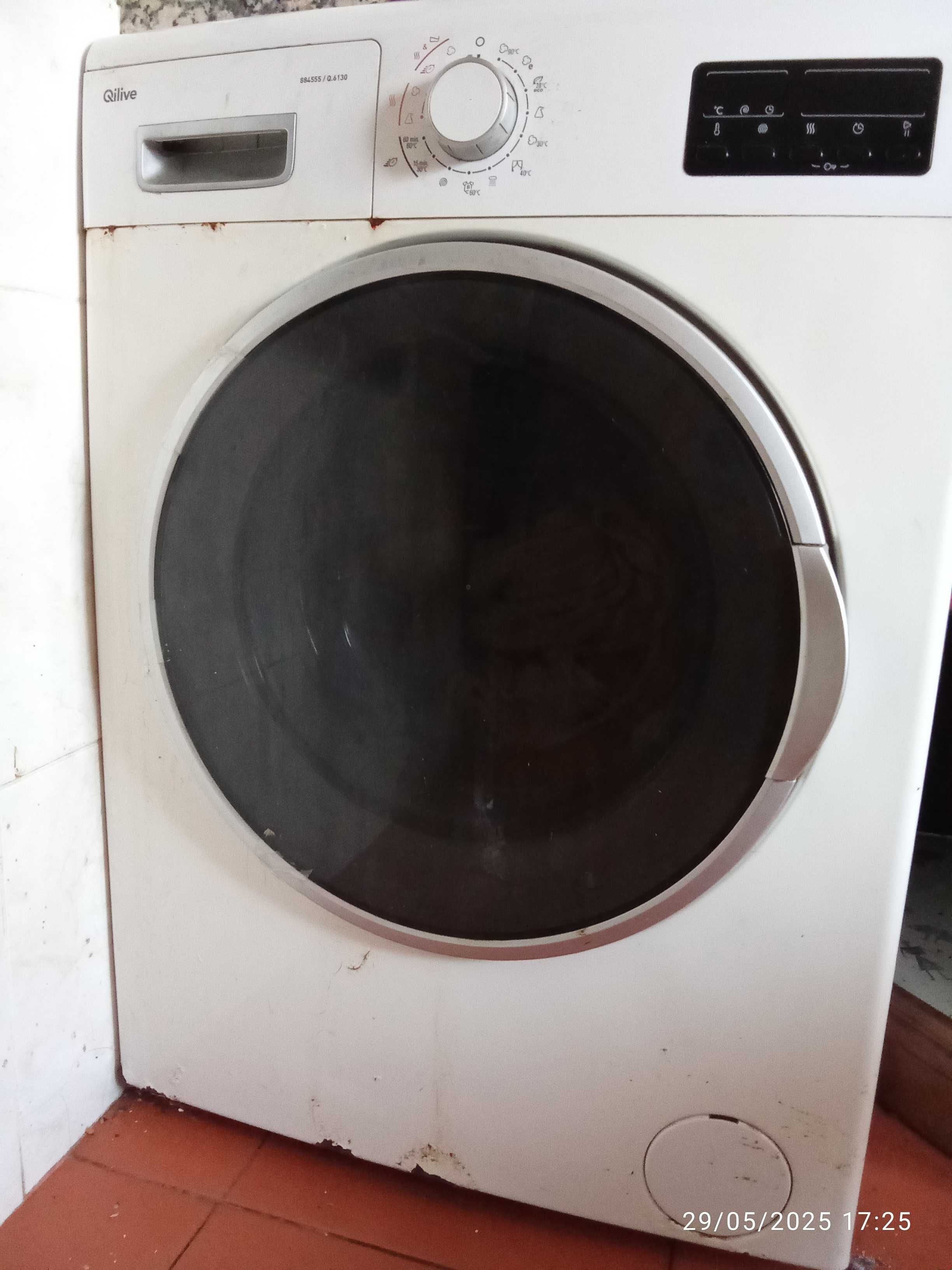 Máquina de lavar e secar