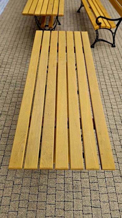 Królewski Stół ogrodowy, dębowy blat, aluminiowe nogi