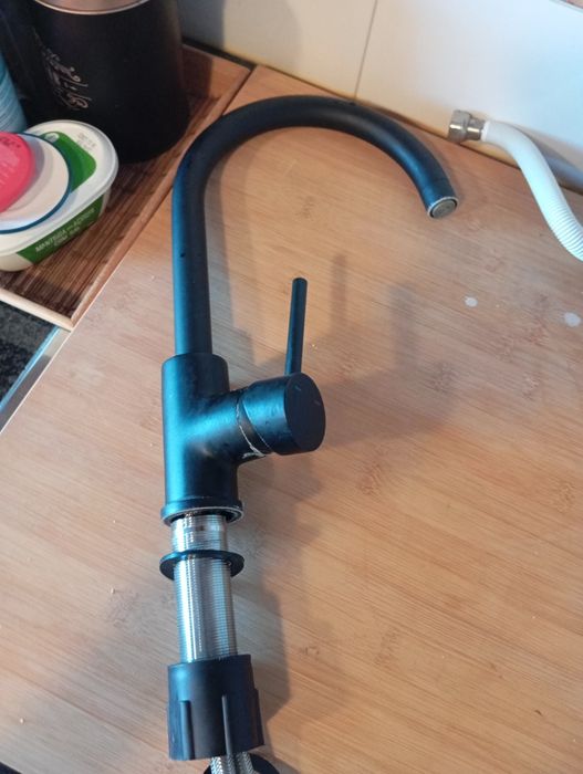 Torneira de cozinha preta