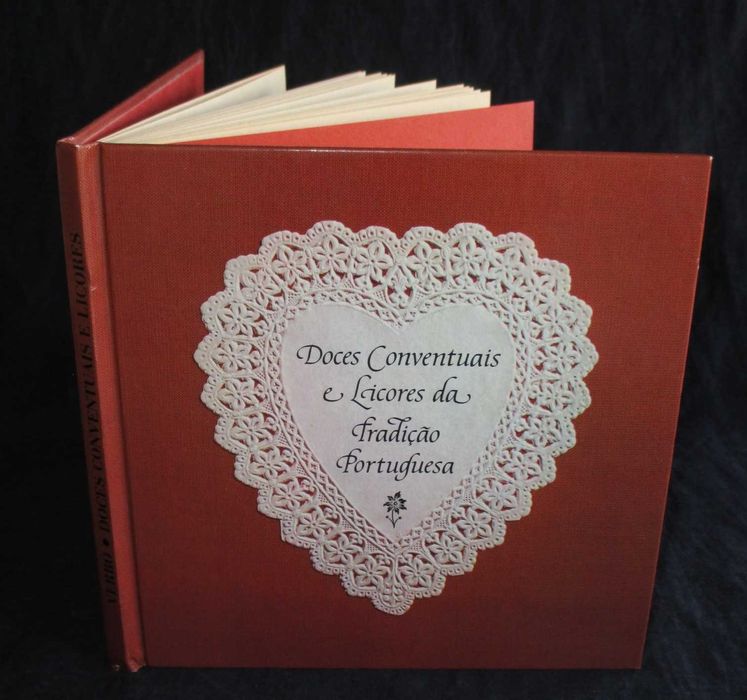 Livro Doces Conventuais e Licores da Tradição Portuguesa