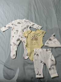 Conjunto de roupa para bebé com gorro - tamanho 1 mês