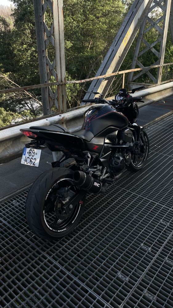 Kawasaki Z750 Black Edition