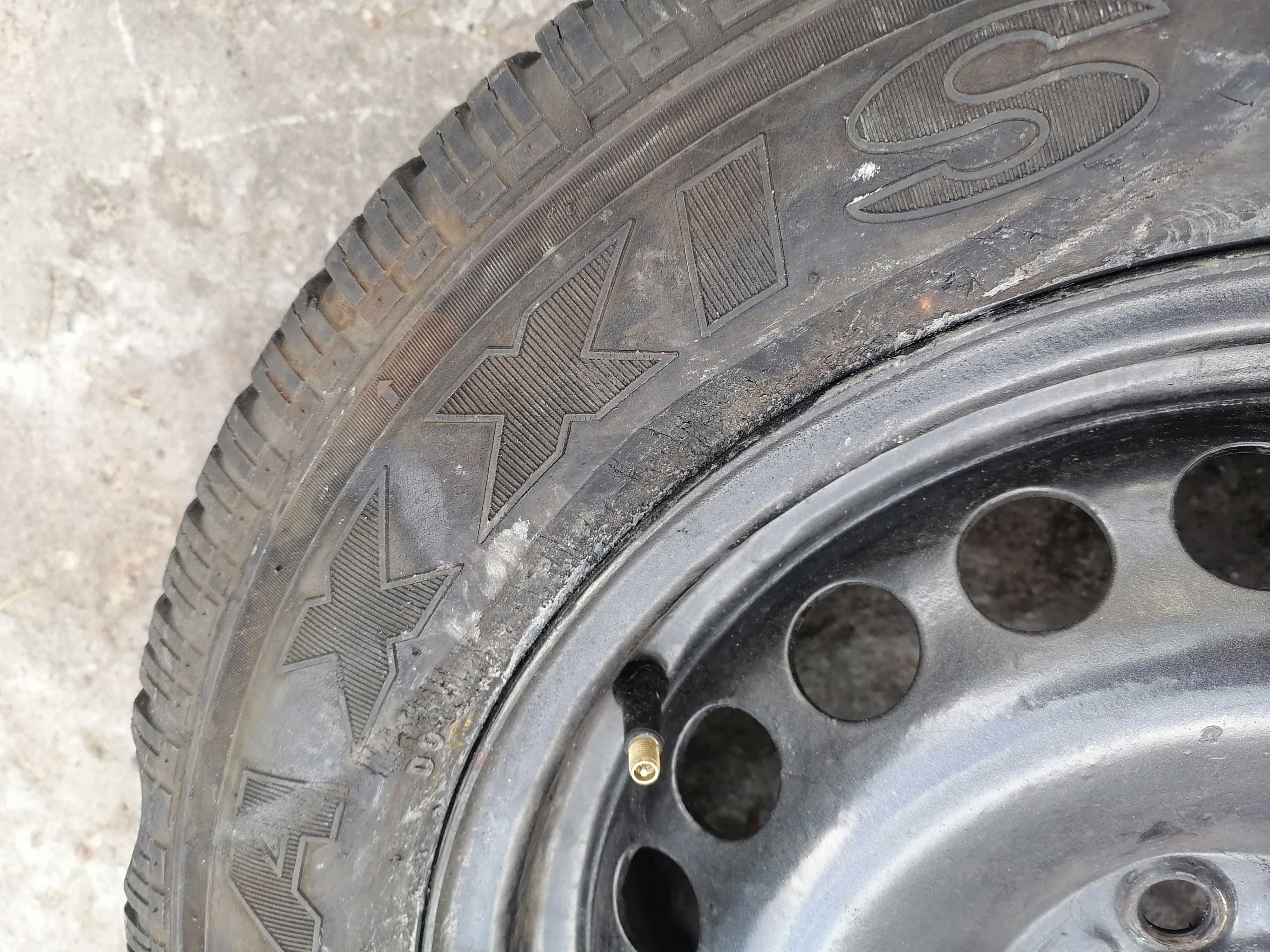 opony zimowe 215/60r16C MAXXIS WINTERmaxX LT
