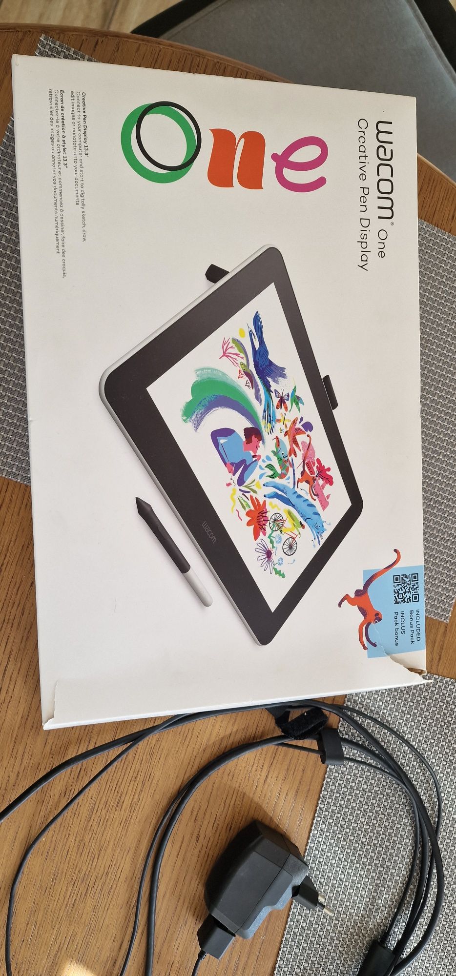 Wacom One Creative pen display tablet graficzny