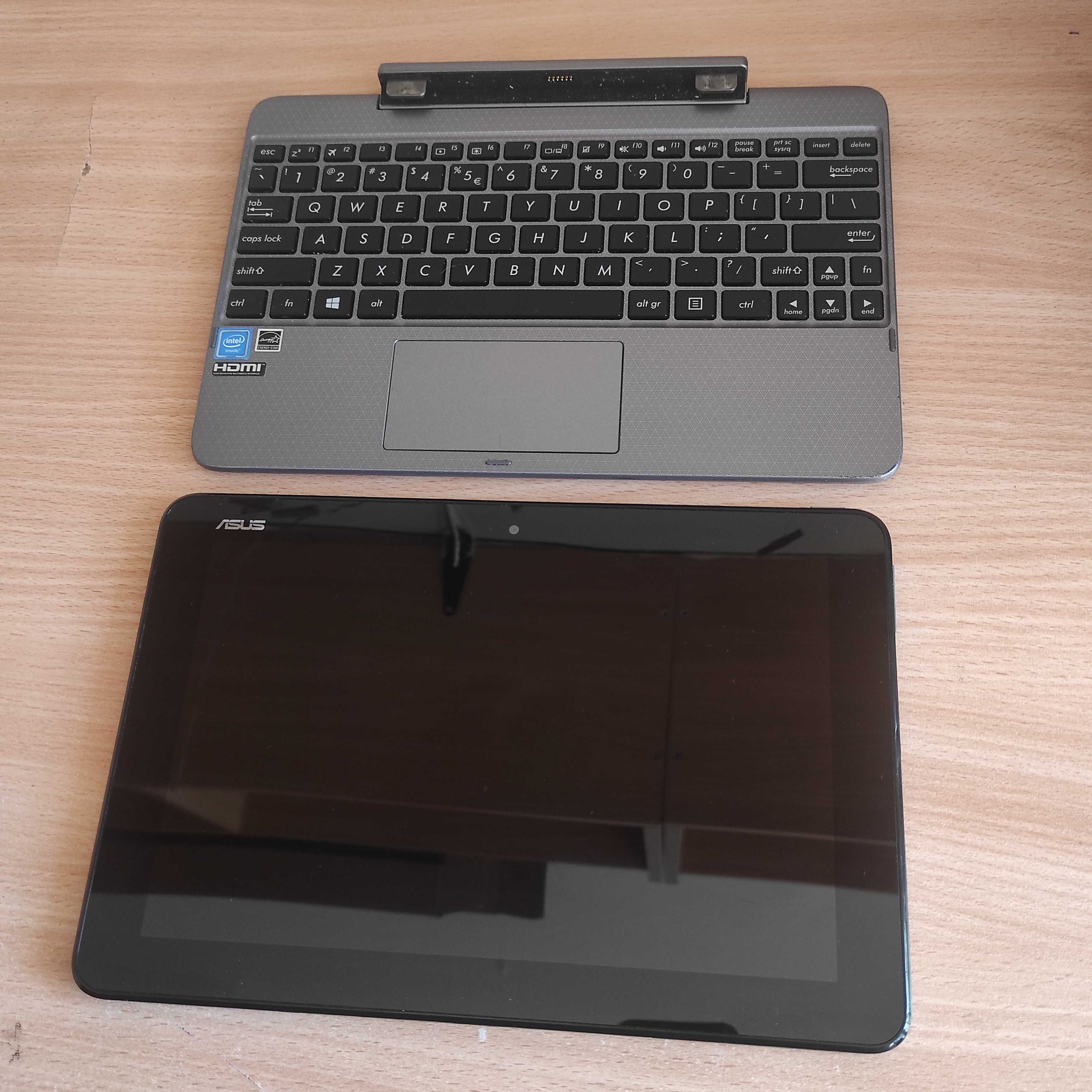 Laptop/ Tablet Asus Transformer Book