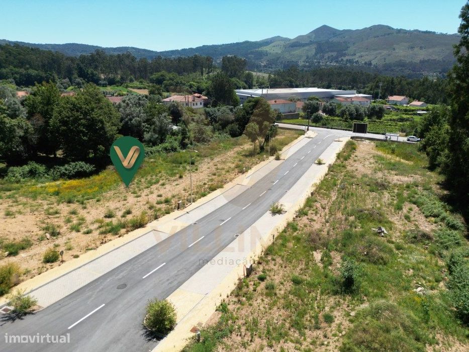 Lote Nº2 de terreno com 602m2 - Ponte de Lima