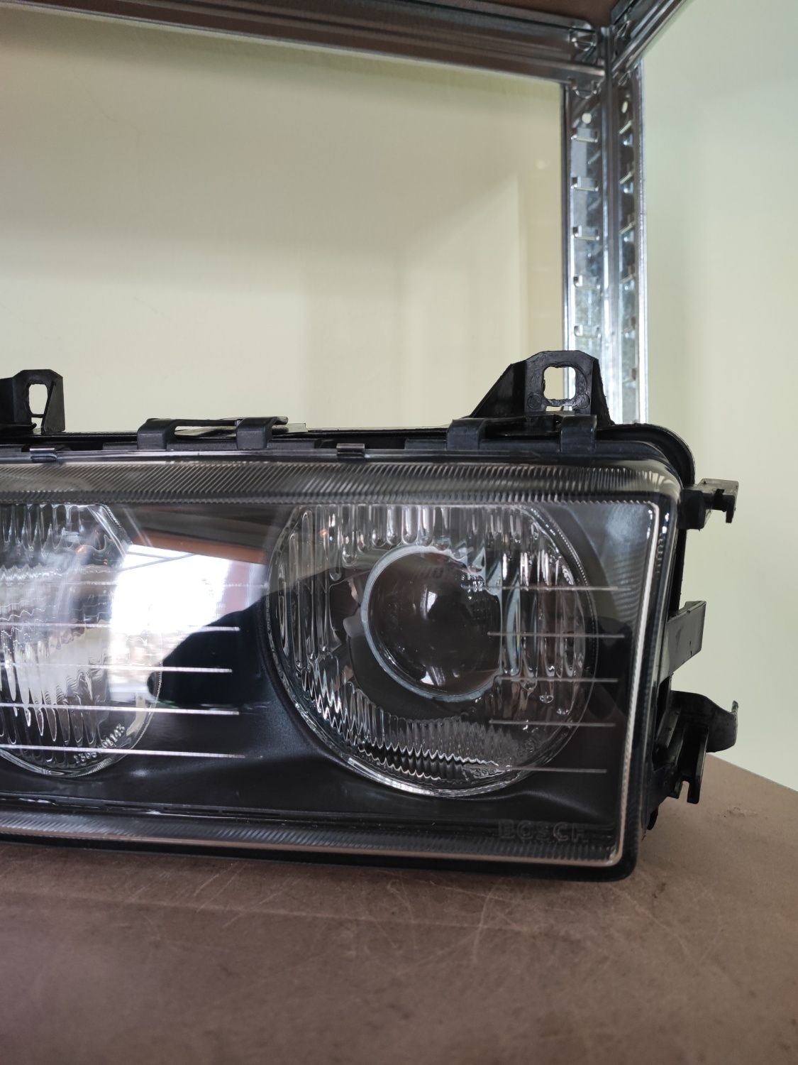 BMW E36 Lampy BOSCH Soczewka NOWE Szkła Regeneracja rarytas reflektory