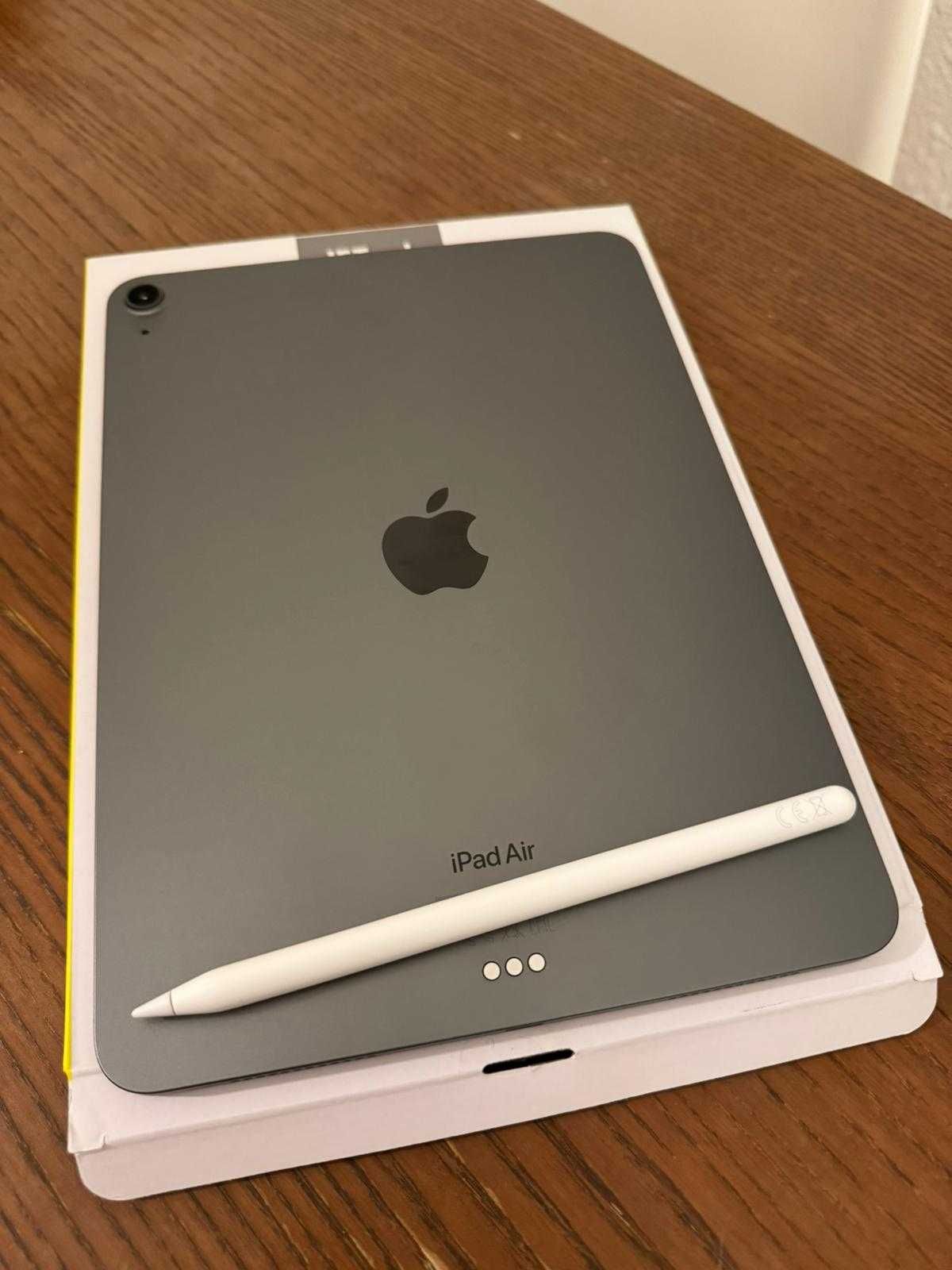 iPad Air 5th Gen (2022) 64 GB Space Grey + Apple Pencil 2 + Capa