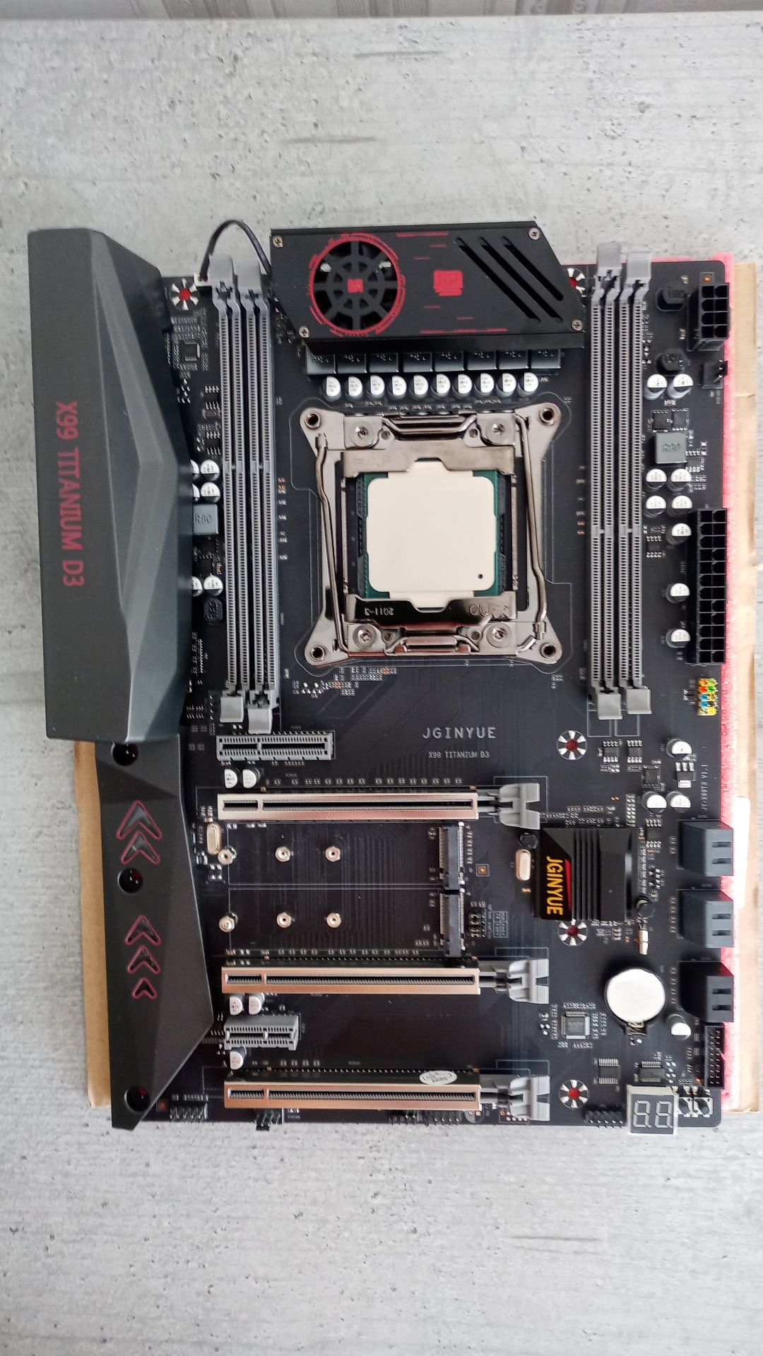X99 Titanium D3 2011-3 Xeon E5-2676v3 + 4x8 (32Gb) Samsung ECC REG