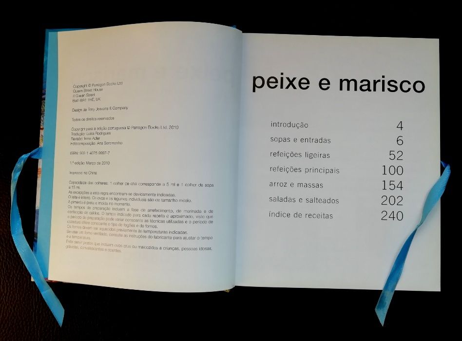 Livro de receitas de peixe e marisco de todo mundo