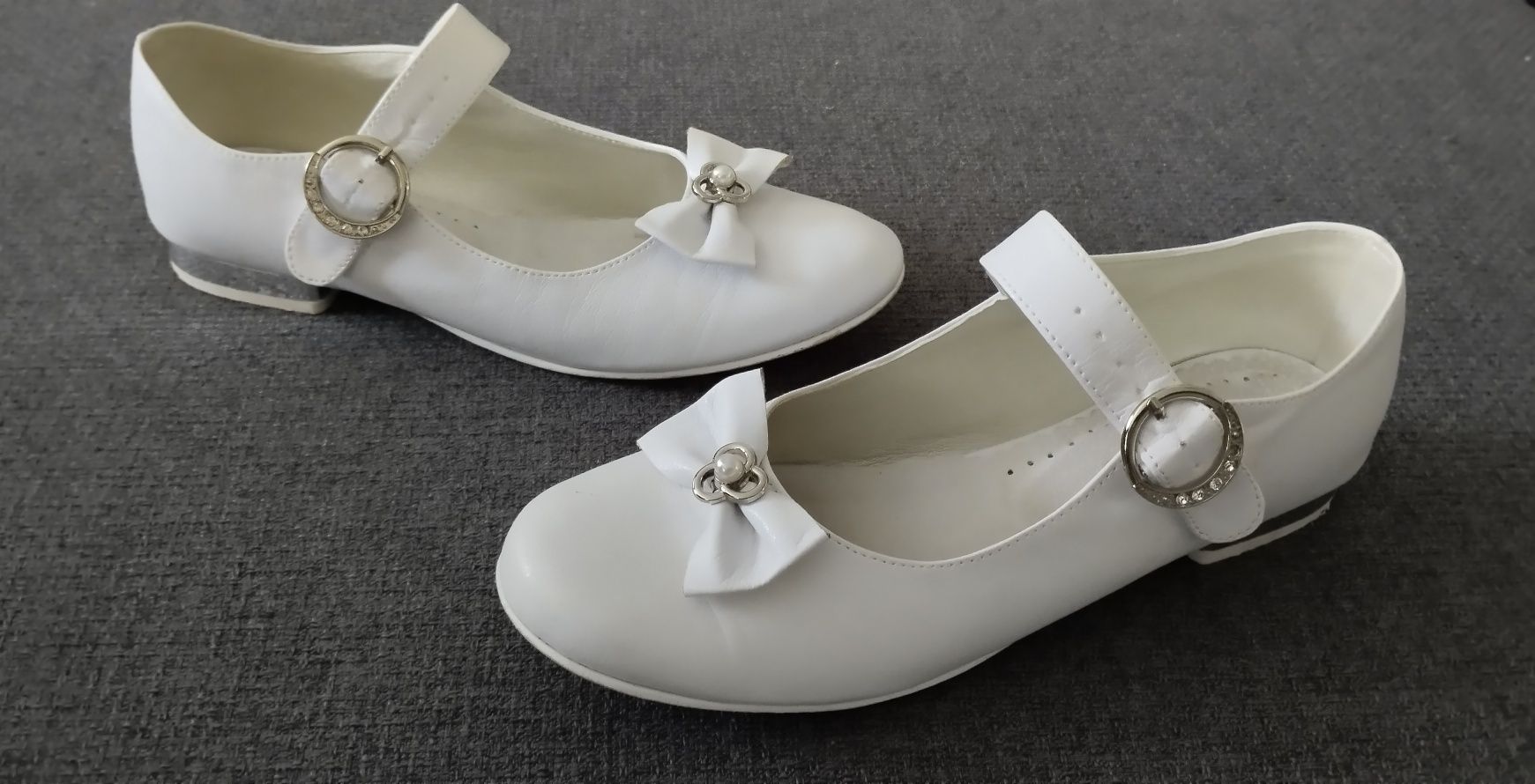 Buty komunijne dziewczęce białe nr 34
