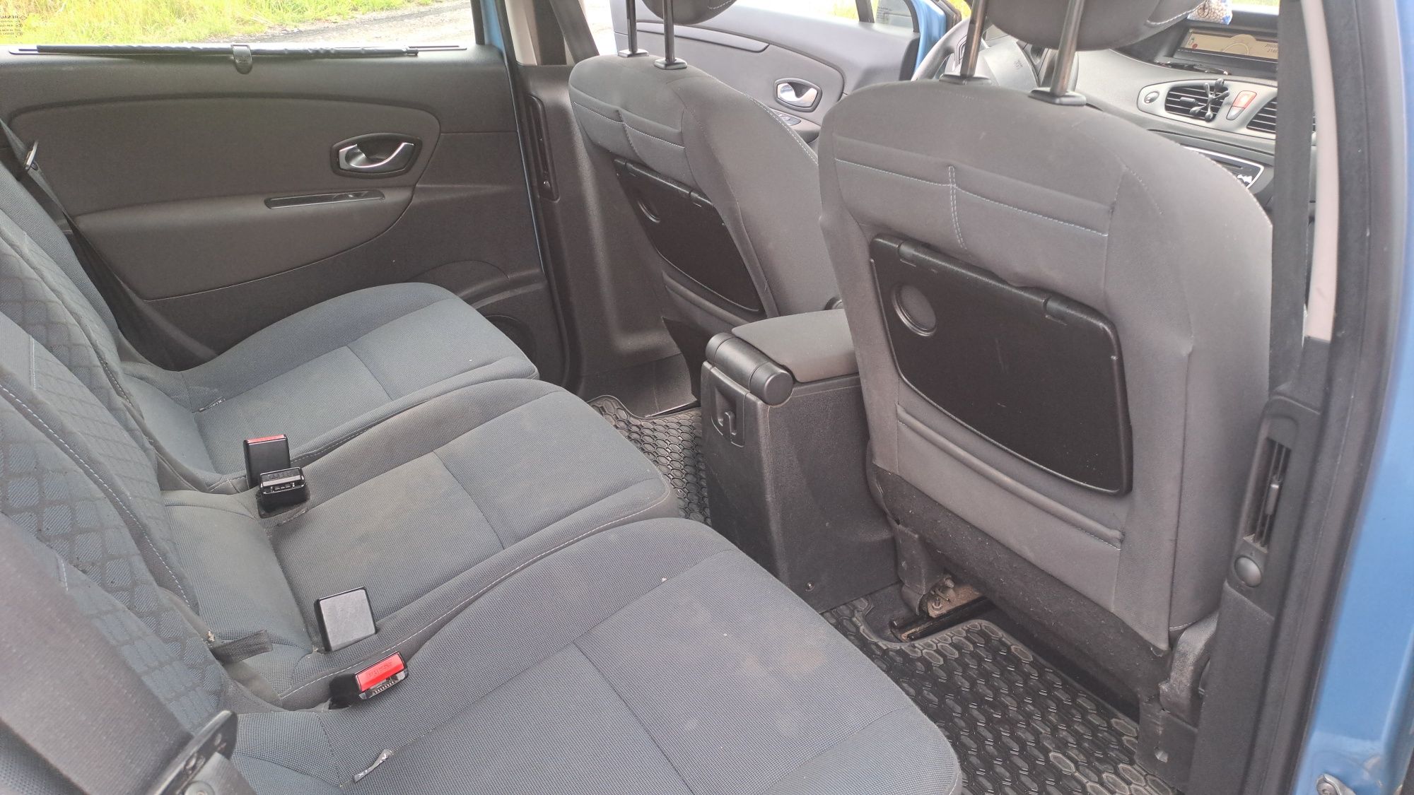 Renault Scenic 1.5 dCi•206 000 km•Klima automatyczna•Opony zimowe