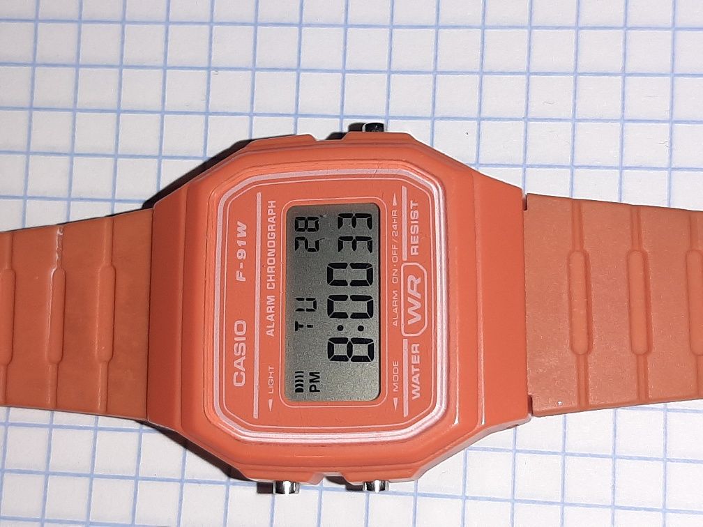 Редкие винтажные часы Casio F-91W