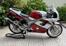 YAMAHA FZR 400 RR 3TJ EXUP DELTABOX