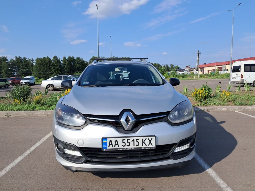 Продам авто рено меган 2015р.в