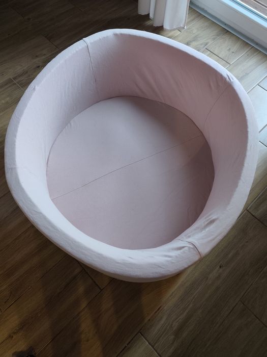 Oddam za darmo  basen na kulki