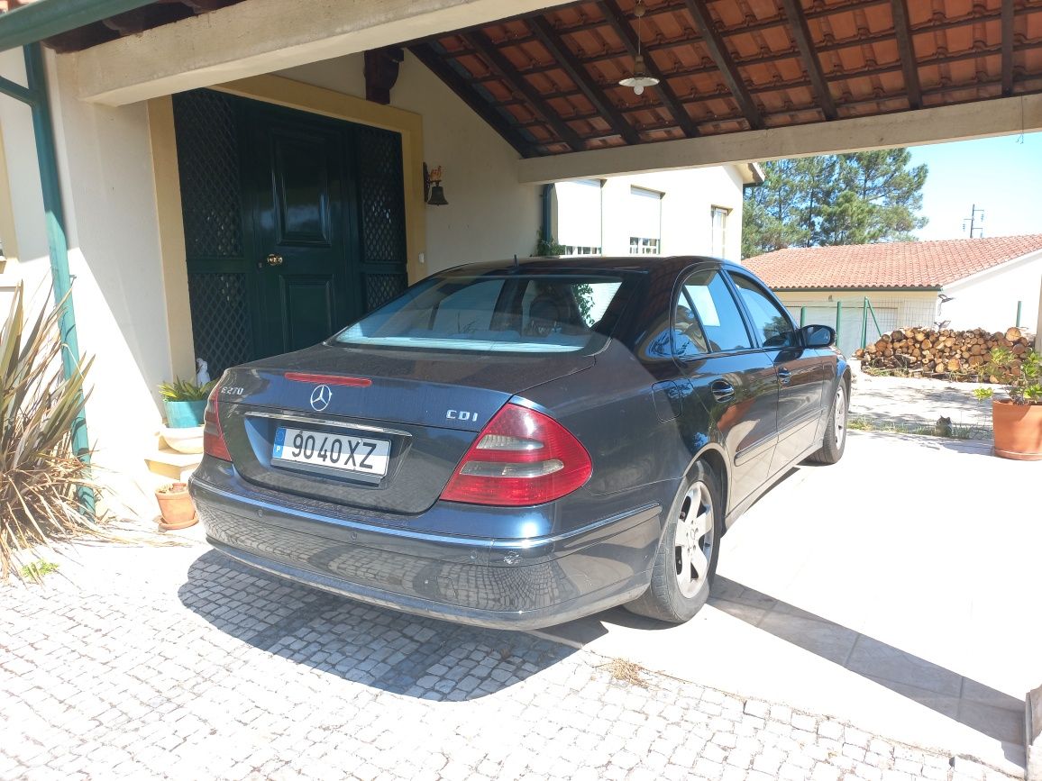 Mercedes Benz e270