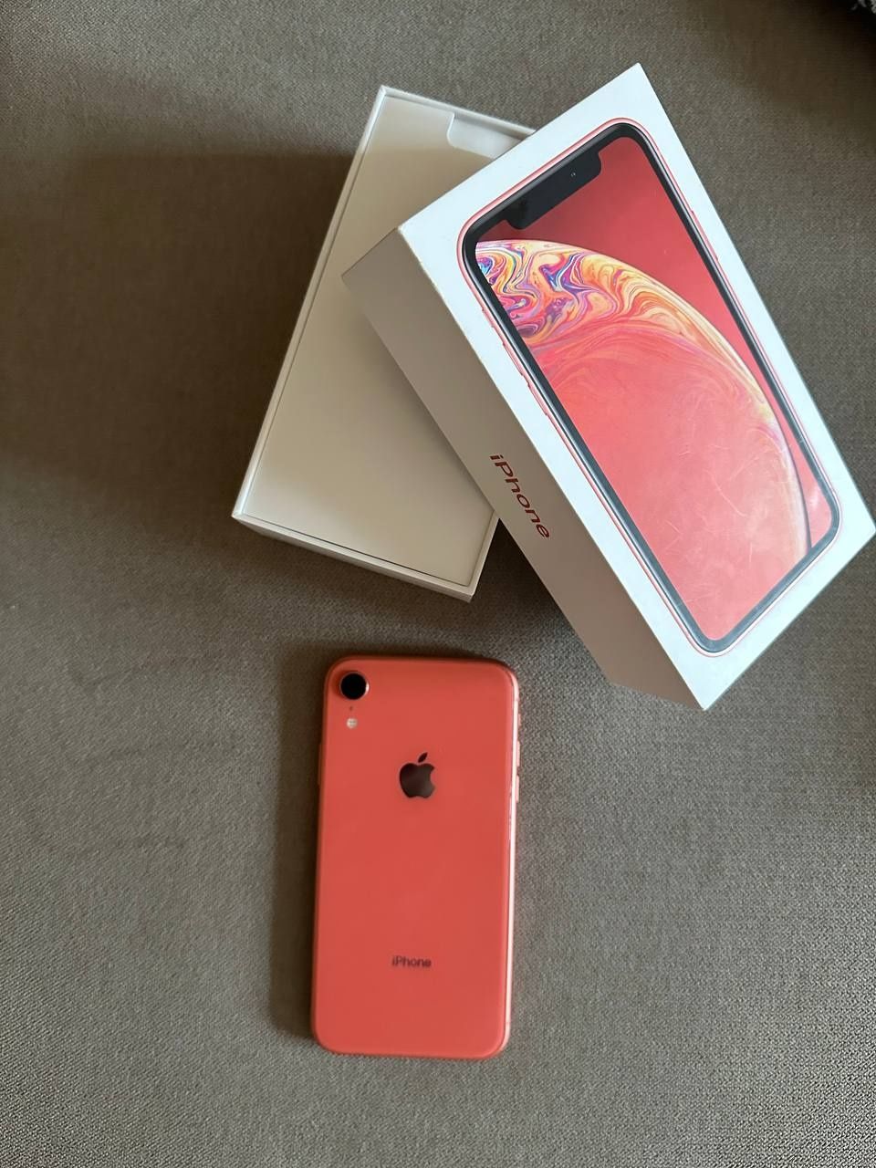 iPhone XR Coral 64 GB