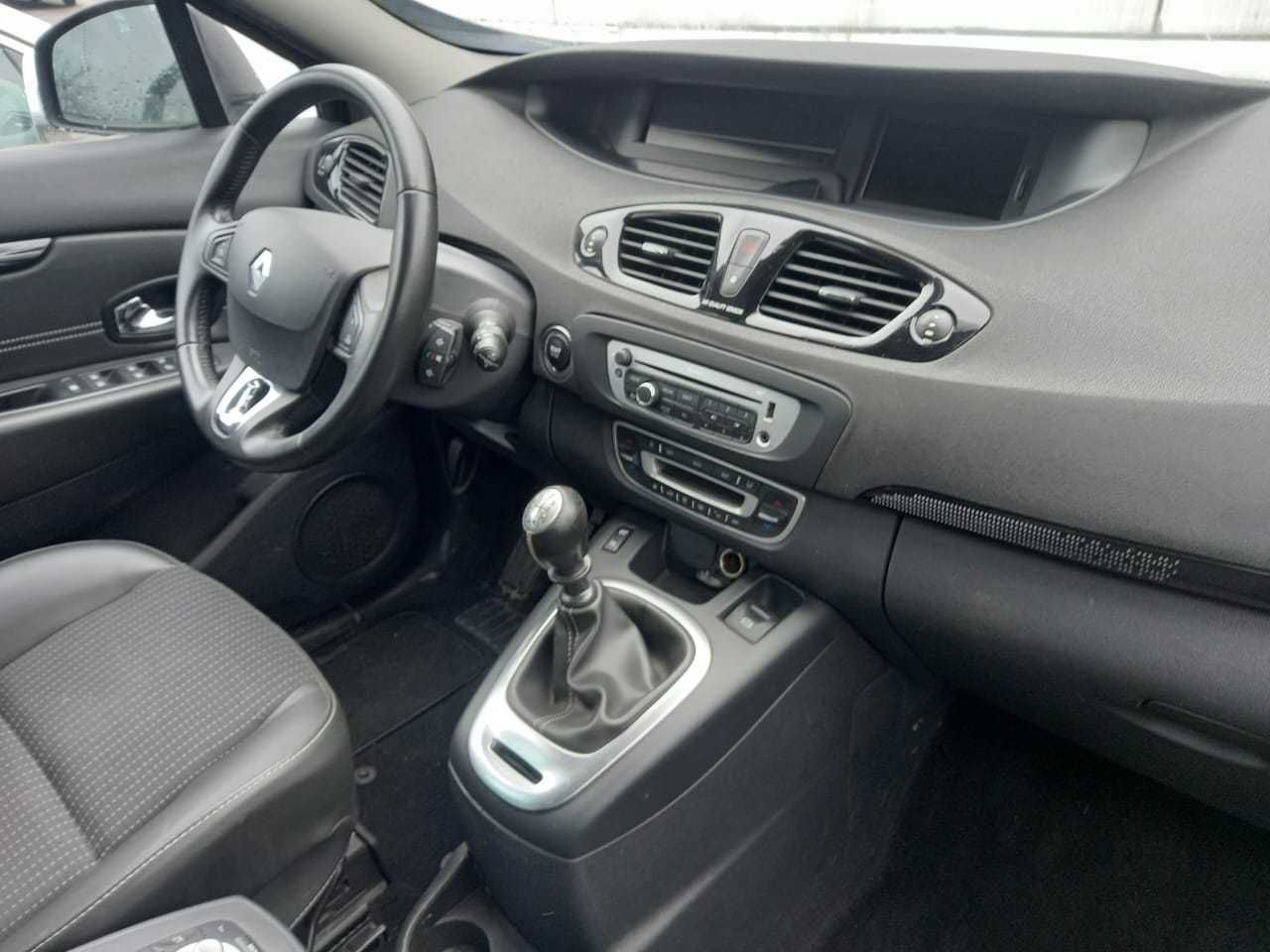 Салон, Сидіння, Карти, Руль, Потолок Renault Grand Scenic 3 1.6 2013