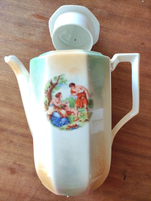 13 peças porcelana Vista Alegre