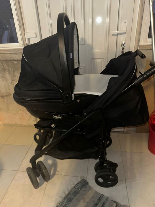 Vendo carrinho de bebé Trio Sprint Chicco / Preço negociavek