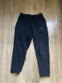 Штаны nike tech fleece