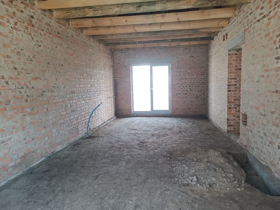 Продам Будинок з Гаражем. Масив Макарова. Без Комісії.