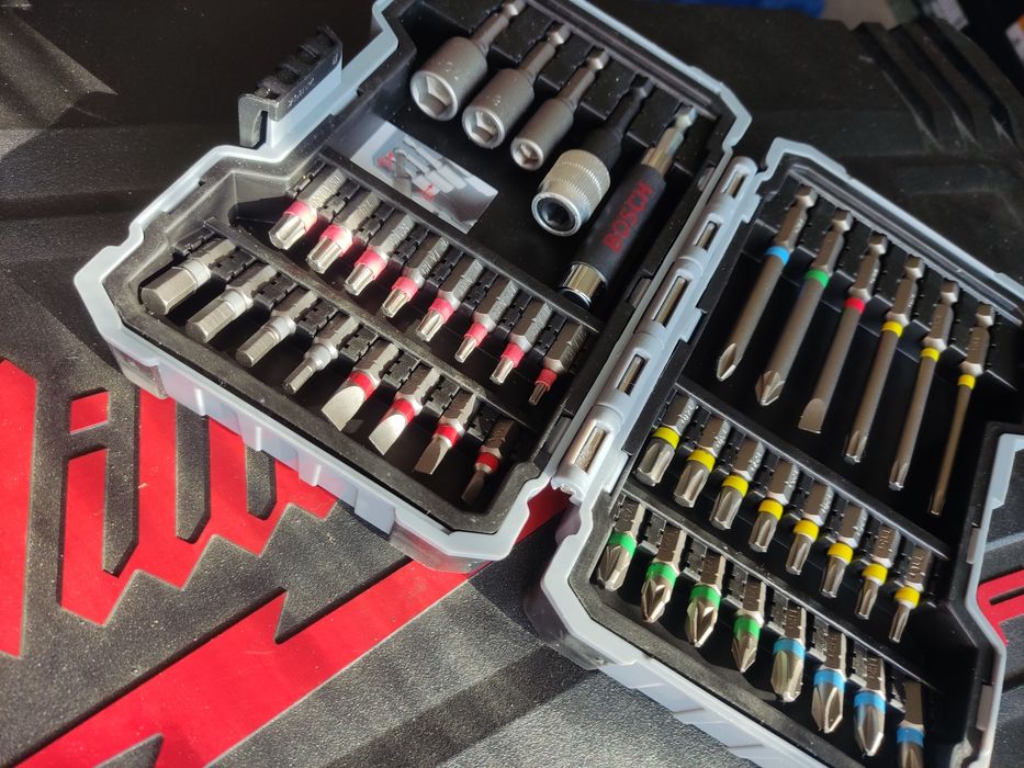 Zestaw bitów Bosch 43 elementy nie milwaukee Makita DeWalt