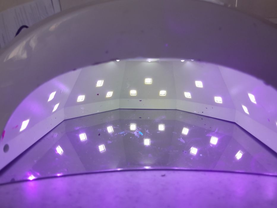 Лампа для гель лака