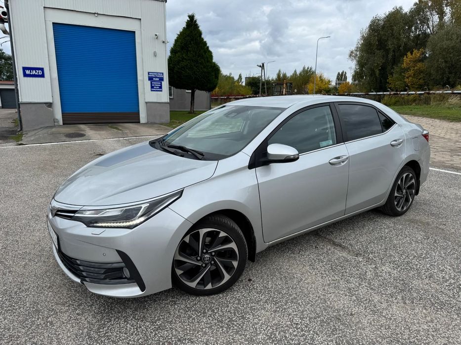 Toyota Corolla Salon Polska Serwisowana w ASO Bezwypadkowa STAN WZOROWY