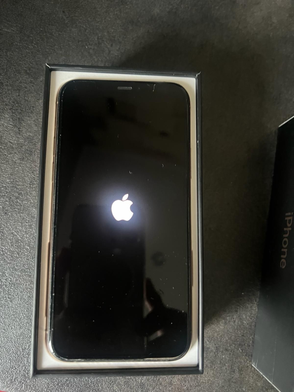 IPhone 11 pro kolor złoty 256 giga