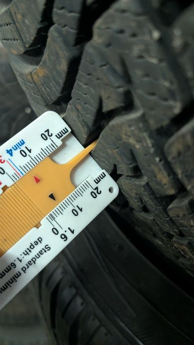 зимові шини Falken
215/45/r18 2019 рік 6мм