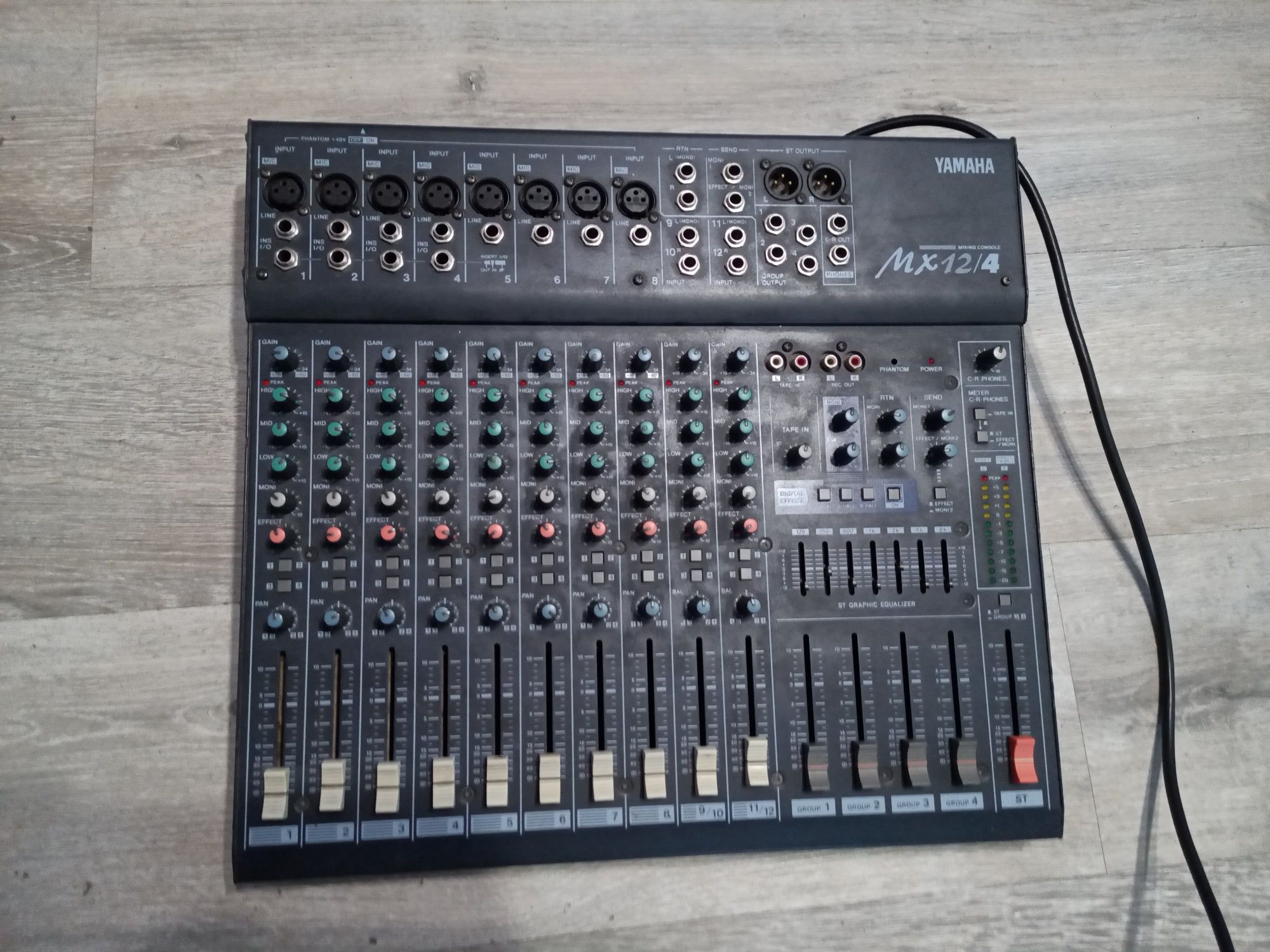 Комплект підсилювач T.C.M. PT6002-L та мікшер Yamaha MX12/4