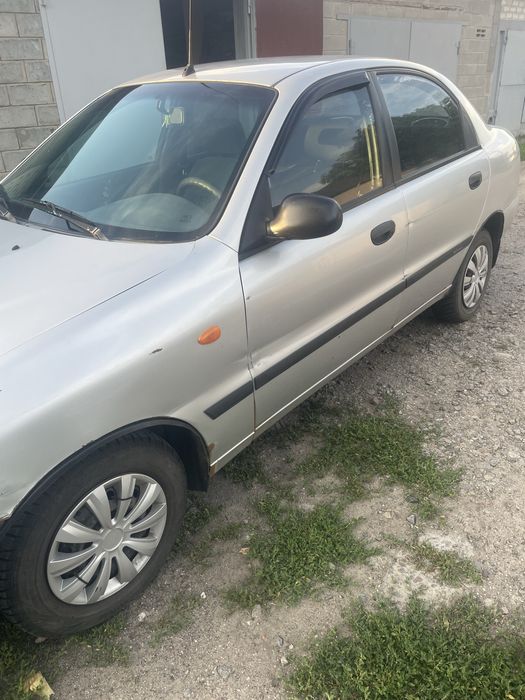 Авто на повном ходу