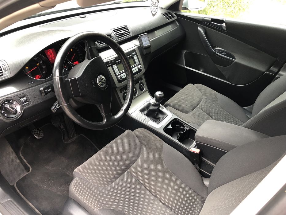 VW Passat Sedan Benzyna Ładny Zadbany Niski Przebieg