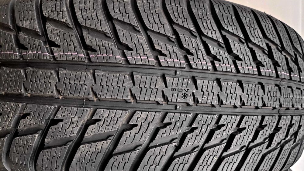 шини зимові 265/60R18.  Nokian. Нові. 2023р. 245