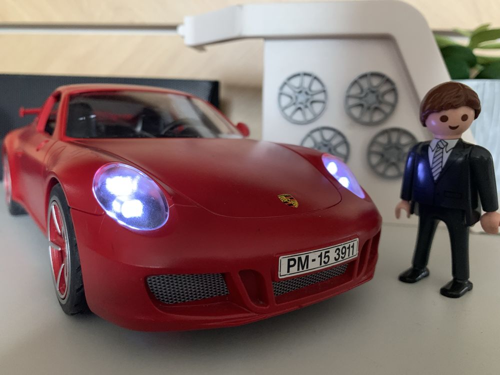 Playmobil 3911 - Porsche Carrera 911 S czerwony świeci