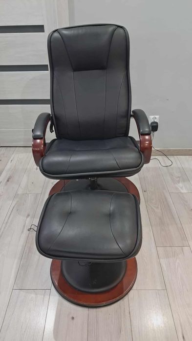 Sprzedam fotel do masarzu z podnuszkiem