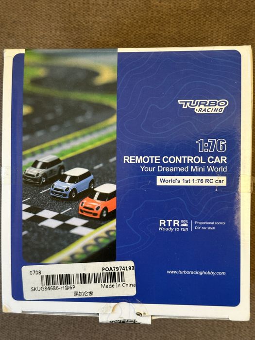 Mikro samochód zdalnie strrowany. Najmniejszy na swiecie.