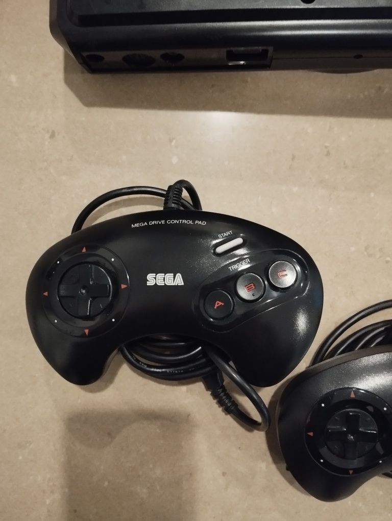 Sega Mega Drive I (modelo 1600-20)