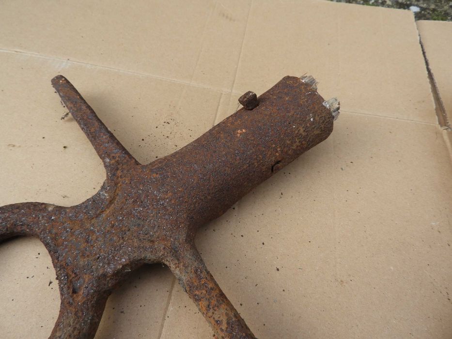 widły do buraków ziemniaków motyka stara kute ręcznie zabytek =